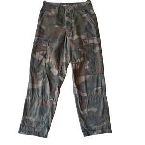 American Eagle Women's Cargo Pants Camouflage Green Size 2